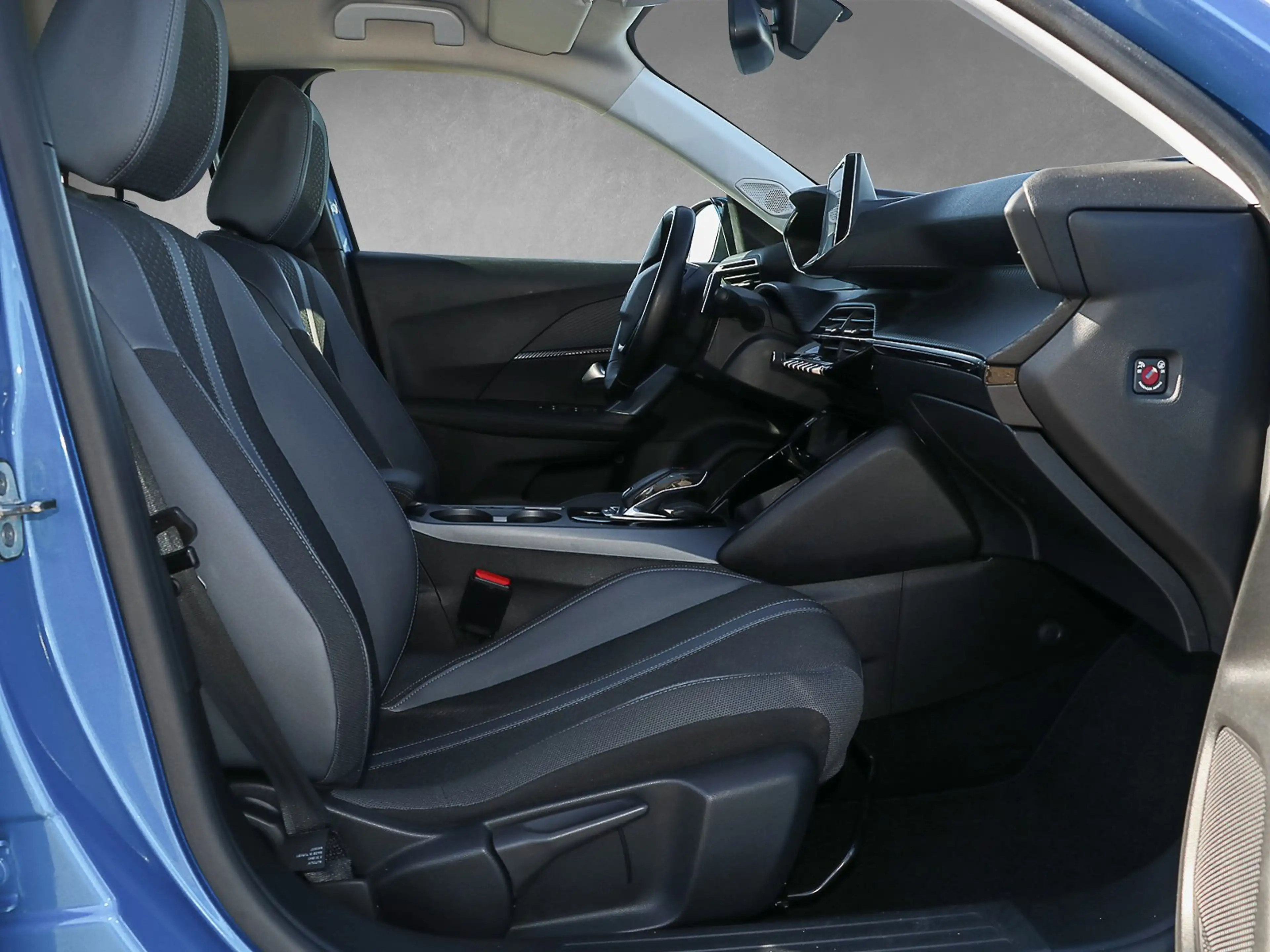 Peugeot 2008 1.2 PureTech 130 Allure Kam./KeyLess/LED/LM — photo 5
