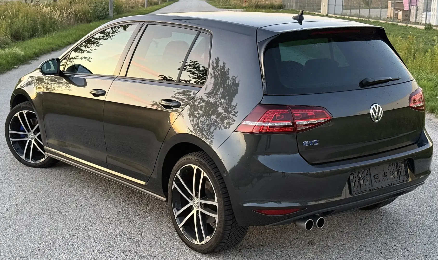 Volkswagen Golf GTE 1.4 PHEV Grau - 2