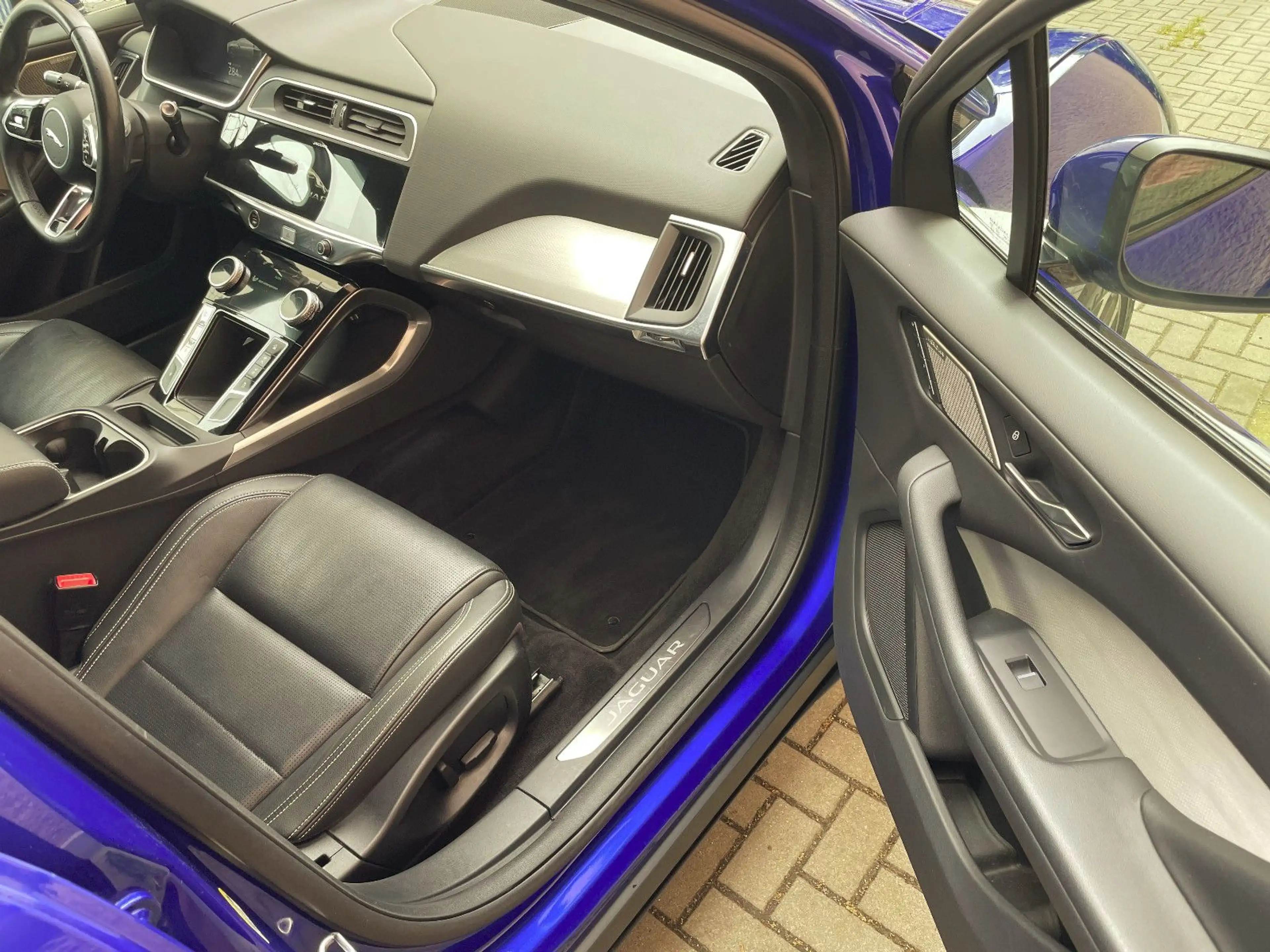 Jaguar I-Pace I-PACE SE EV400, Leder, HUD, R-Cam,20"! — photo 15