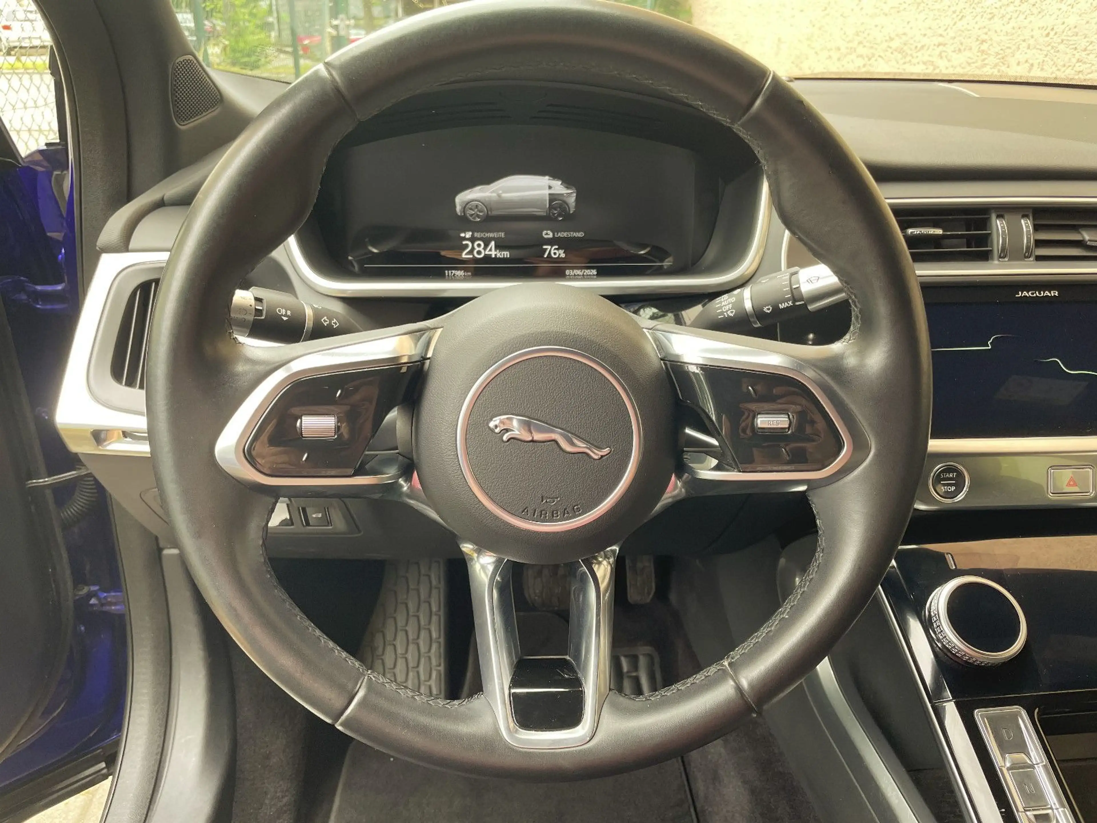 Jaguar I-Pace I-PACE SE EV400, Leder, HUD, R-Cam,20"! — photo 27