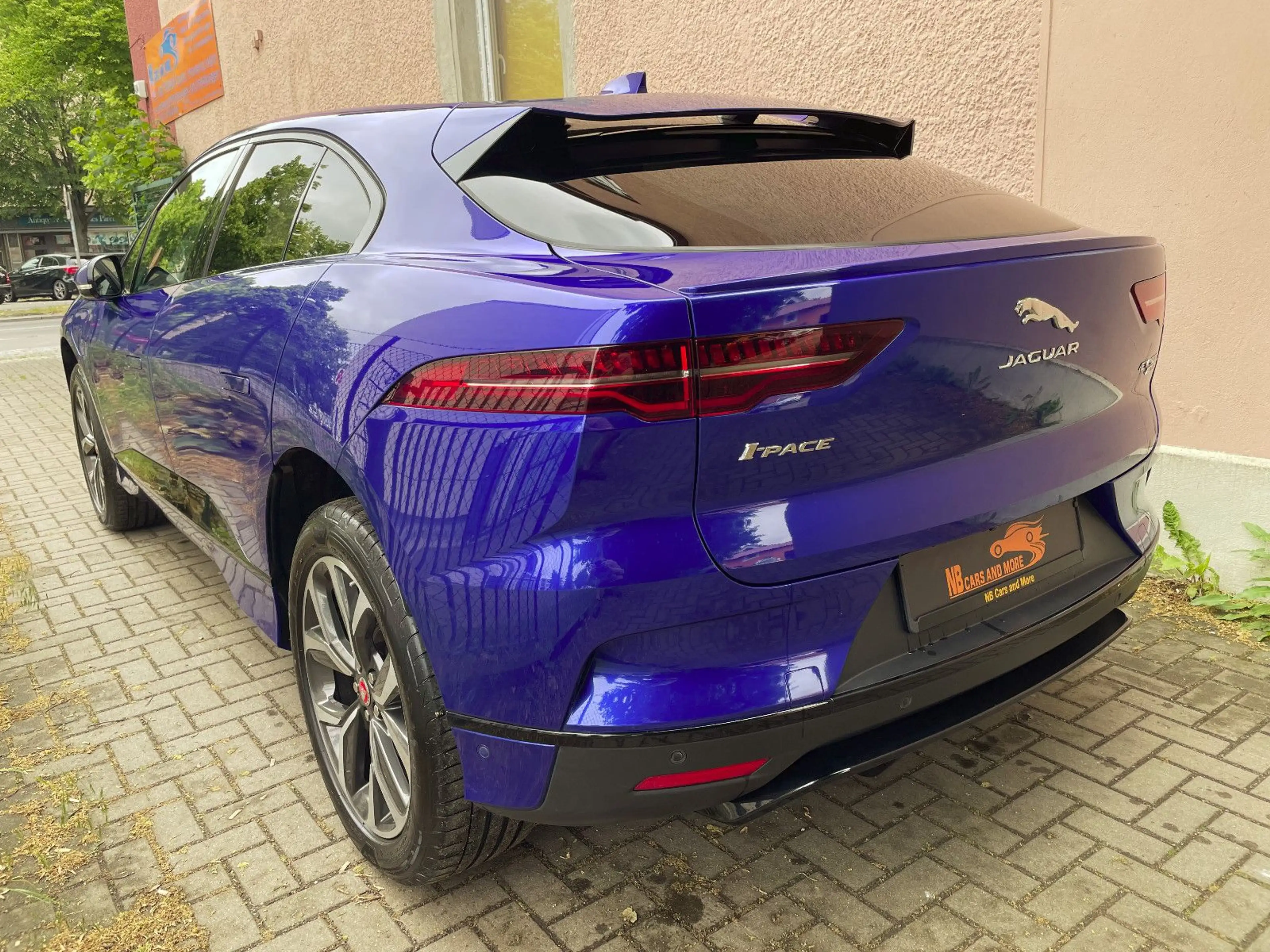 Jaguar I-Pace I-PACE SE EV400, Leder, HUD, R-Cam,20"! — photo 4