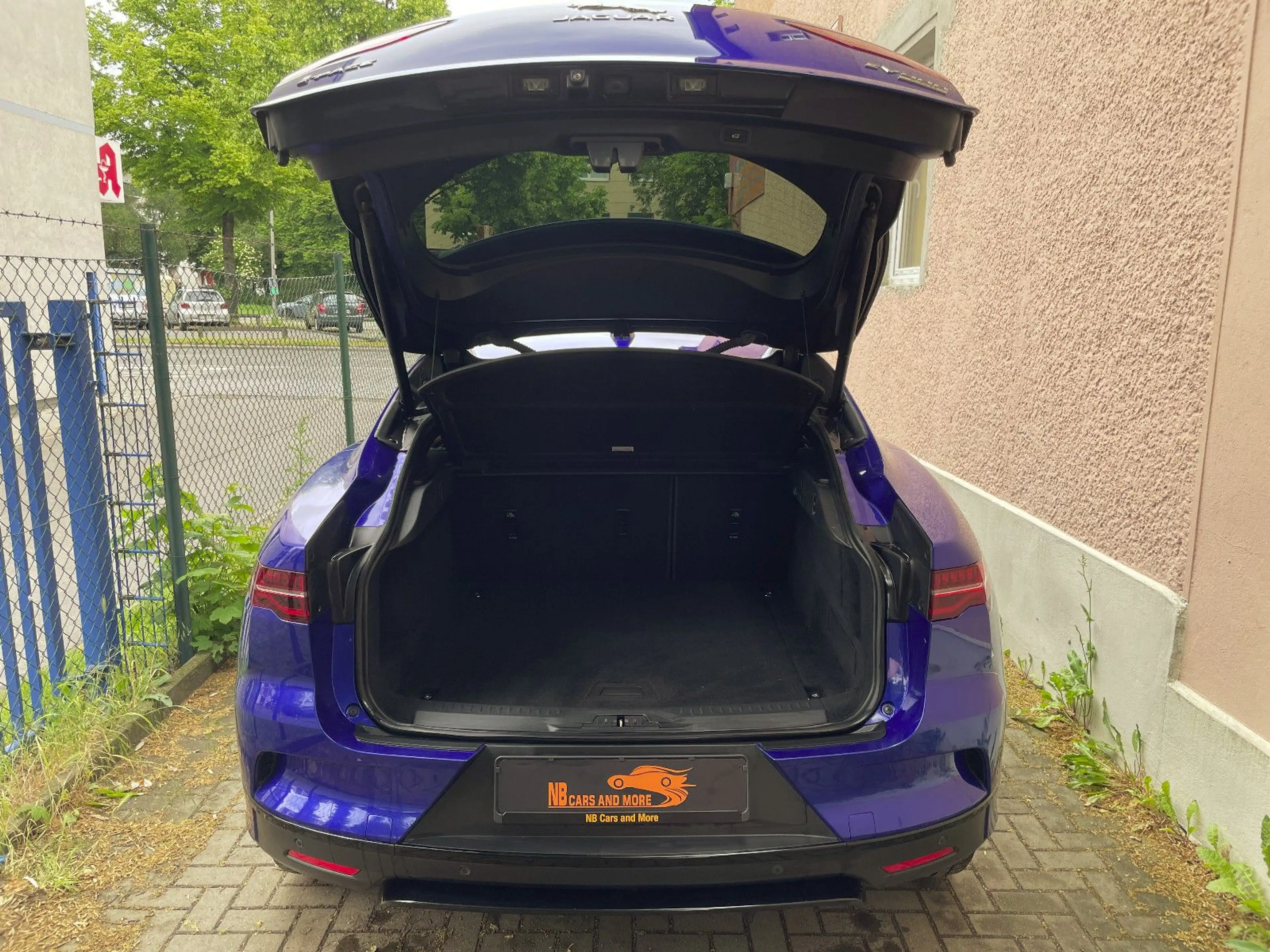 Jaguar I-Pace I-PACE SE EV400, Leder, HUD, R-Cam,20"! — photo 22