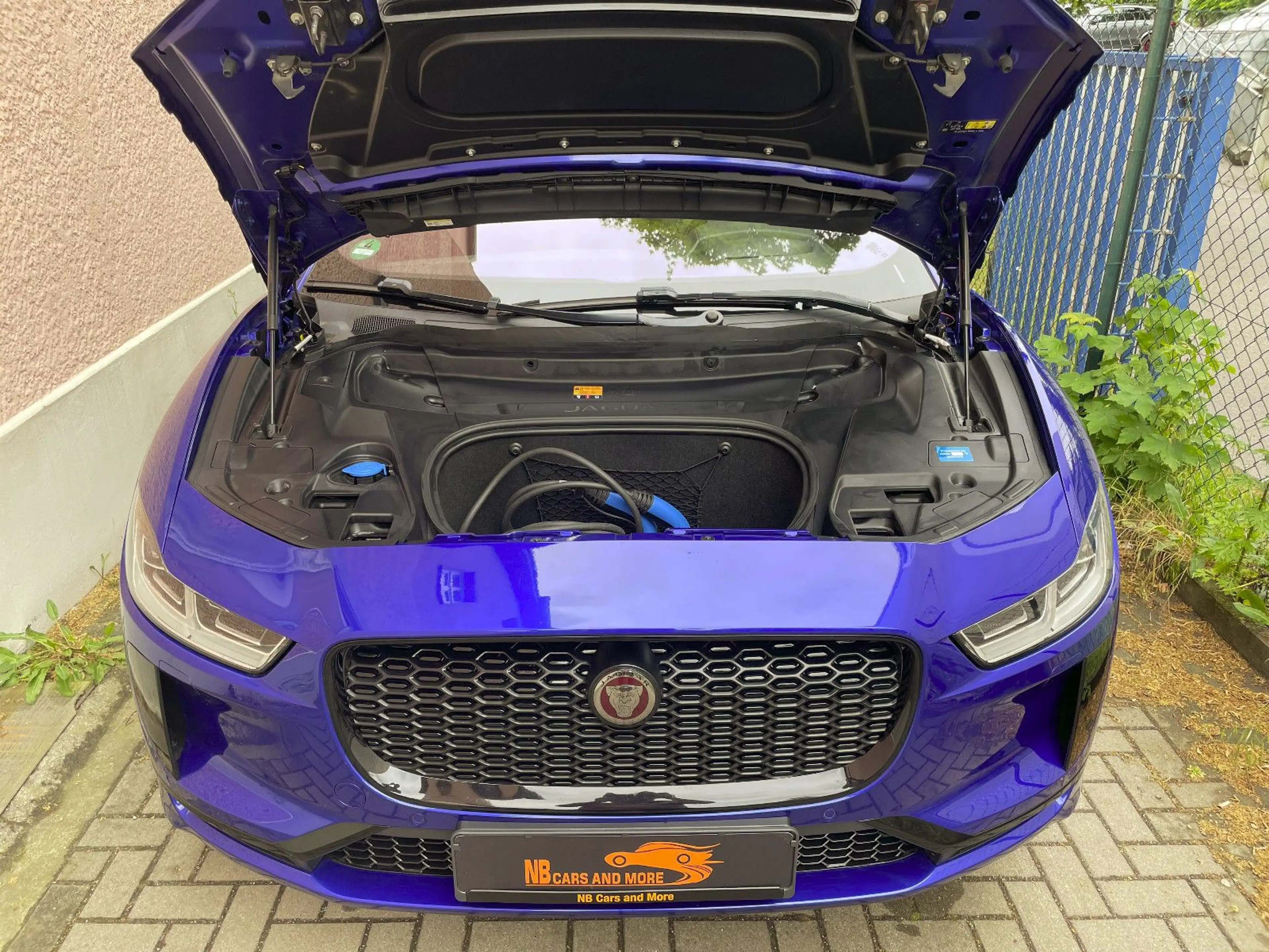 Jaguar I-Pace I-PACE SE EV400, Leder, HUD, R-Cam,20"! — photo 25