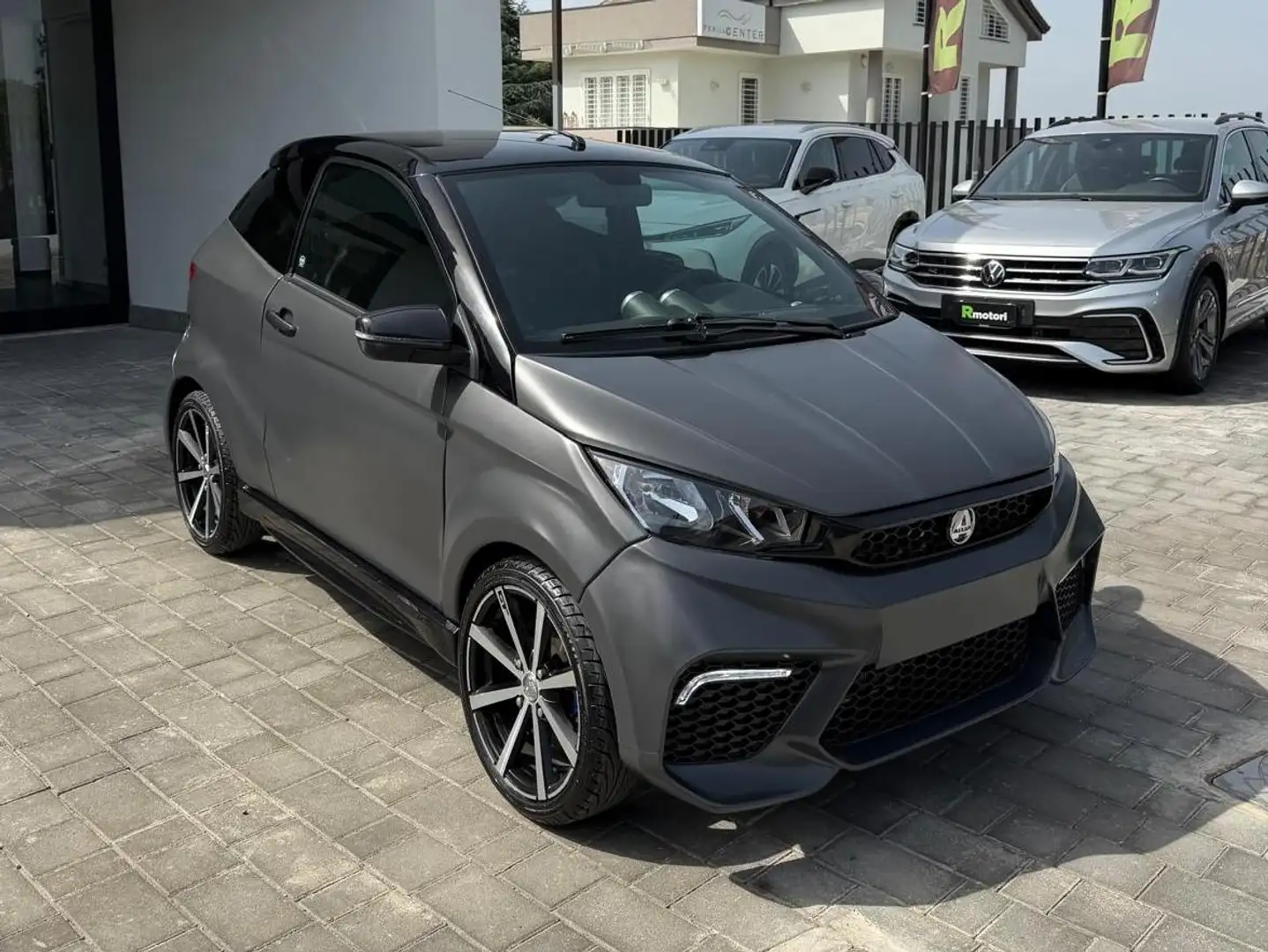 Aixam GTI COUPE Grau - 1