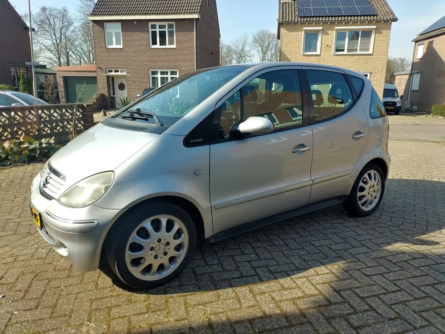 Mercedes-Benz A 190 Elegance Zilver - 1