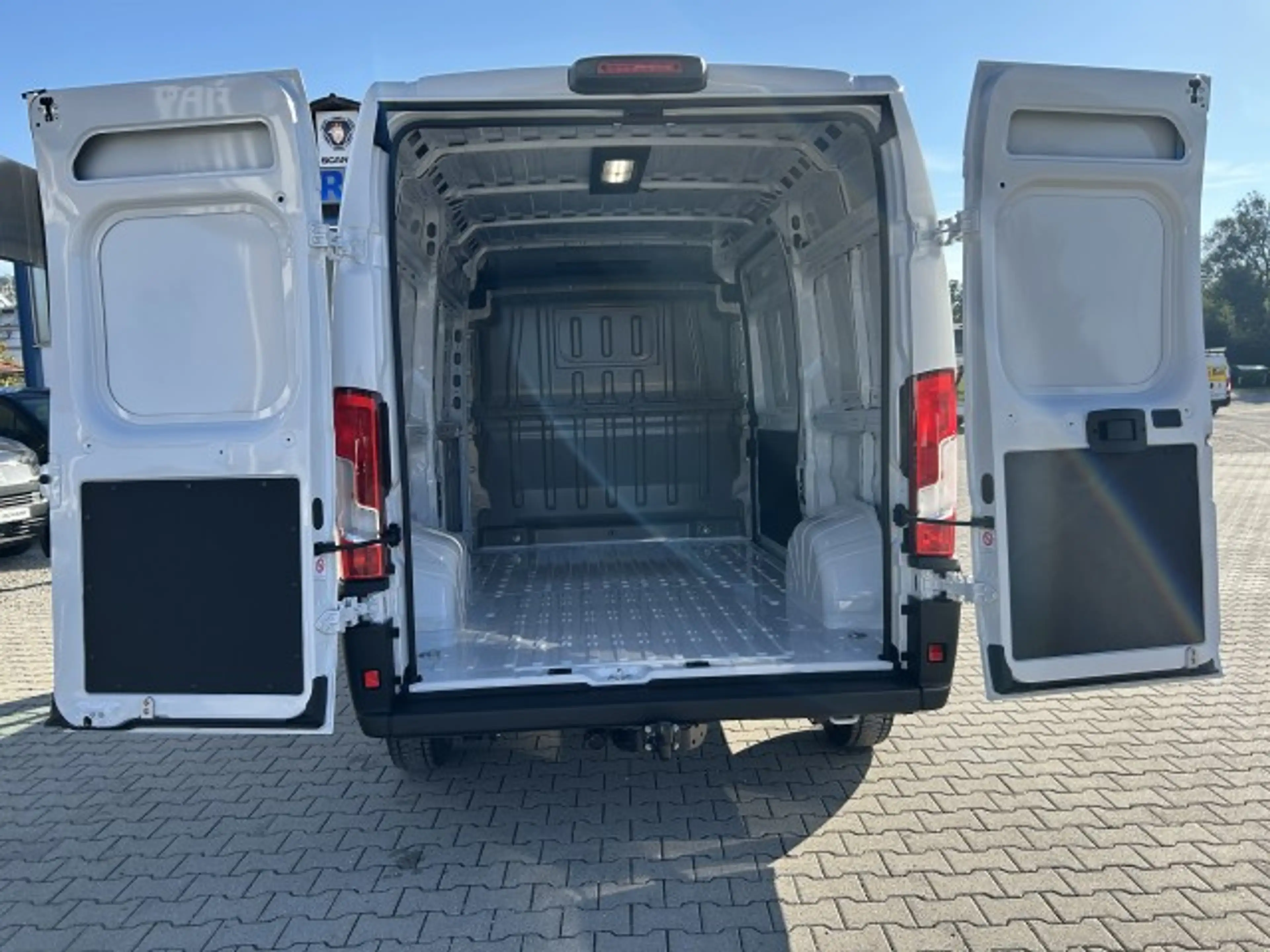 Fiat Ducato KASTENWAGEN 35 L2H2 140 MT — photo 7