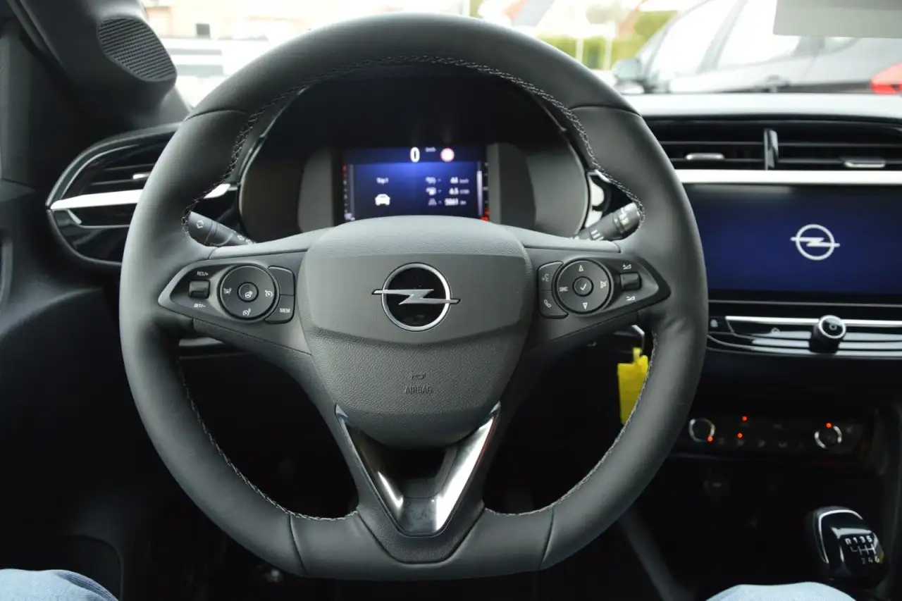 Opel Corsa F YES SHZ / PDC / LED / DAB / 18 Zoll GJR DOTZ 10