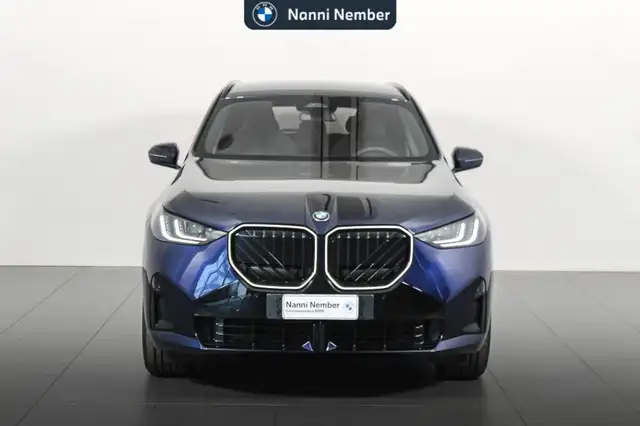BMW X3 view 2
