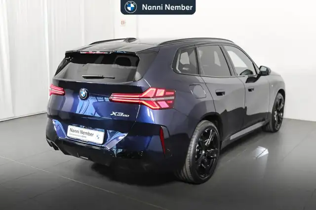 BMW X3 view 3