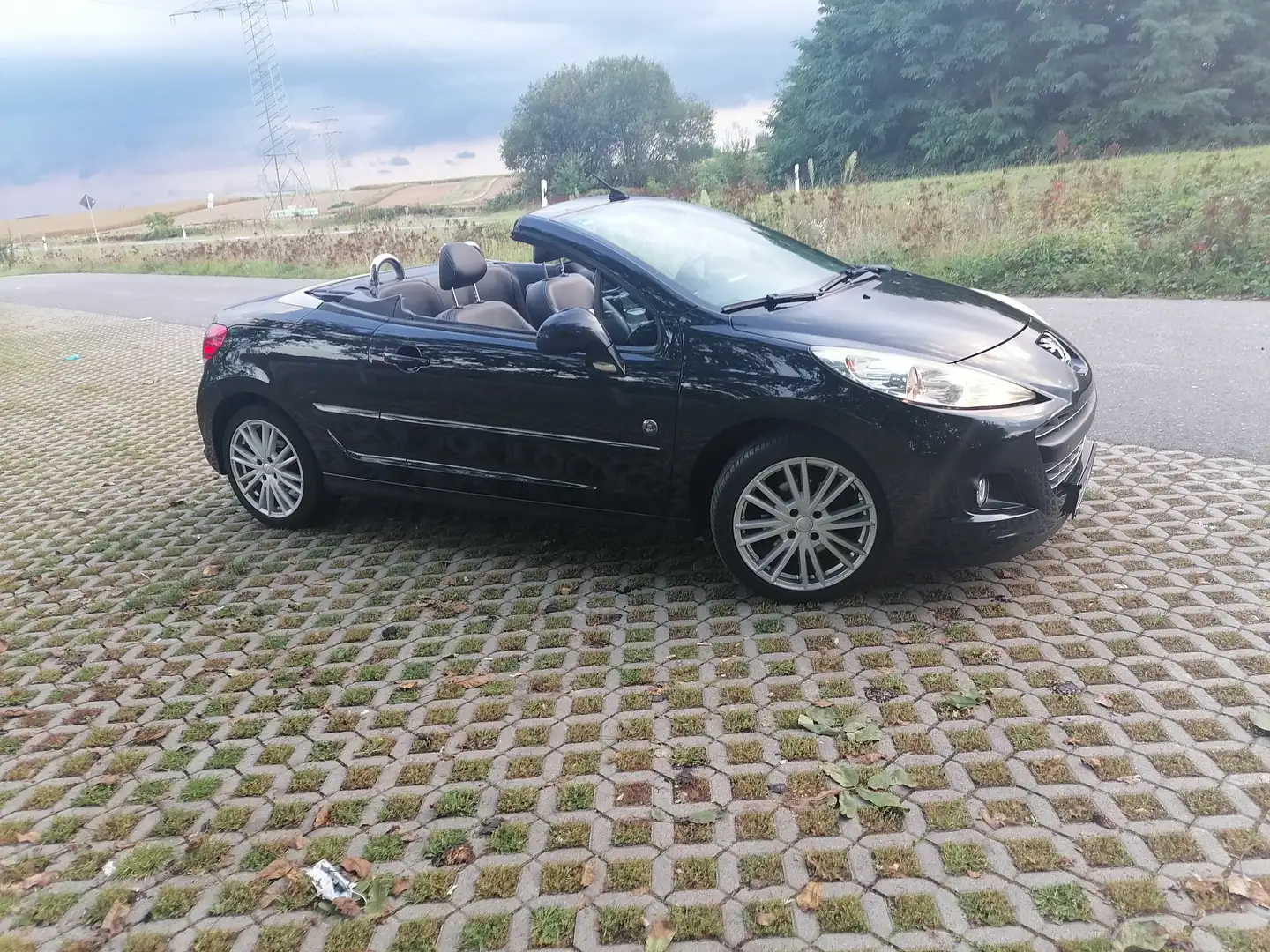 Peugeot 207 207 CC CC 155 THP Roland Garros Schwarz - 2