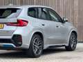 BMW iX1 XDrive30 Launch Edition 67 kWh / M-Sport / Leder / Grijs - thumbnail 32