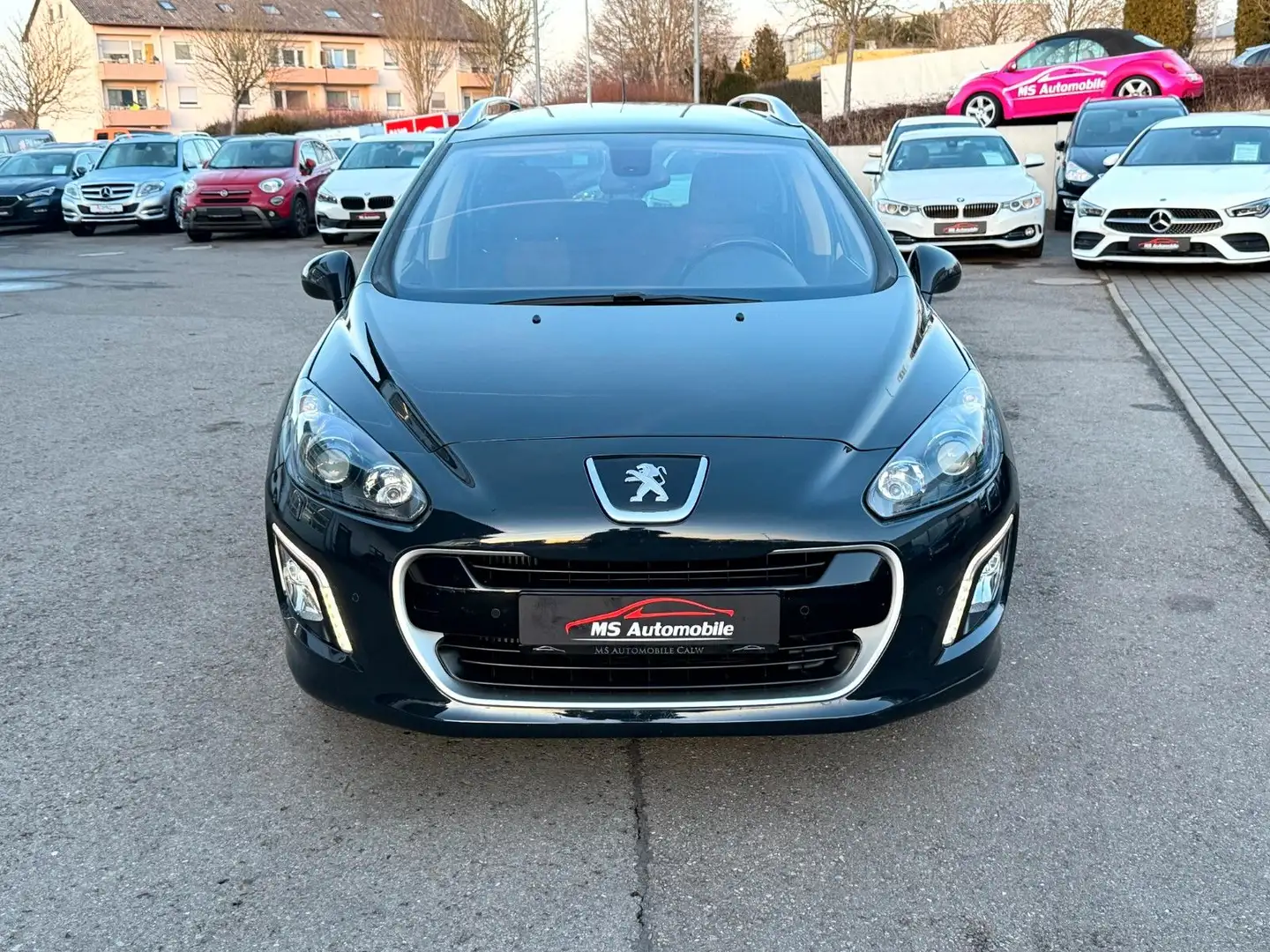 Peugeot 308 1.6 Aut. SW Allure_Xenon_KlimAut_Pano_Navi Grau - 2