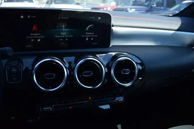 Mercedes-Benz Cla Class view 18