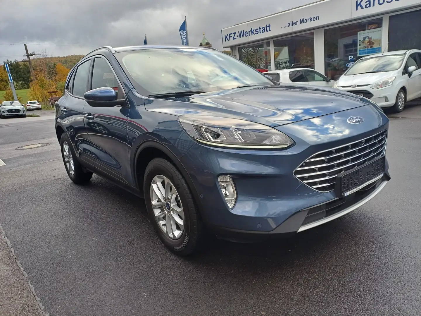 Ford Kuga Titanium Blauw - 2
