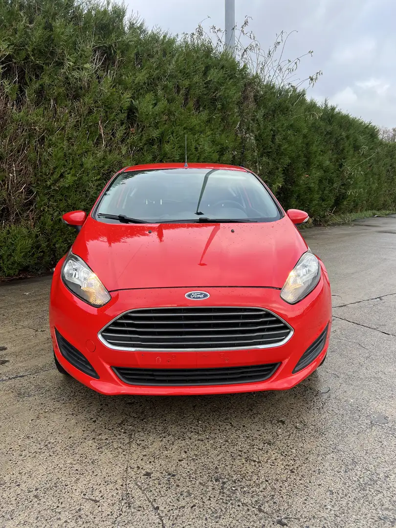 Ford Fiesta Fiesta 1.25i Ambiente Rood - 2