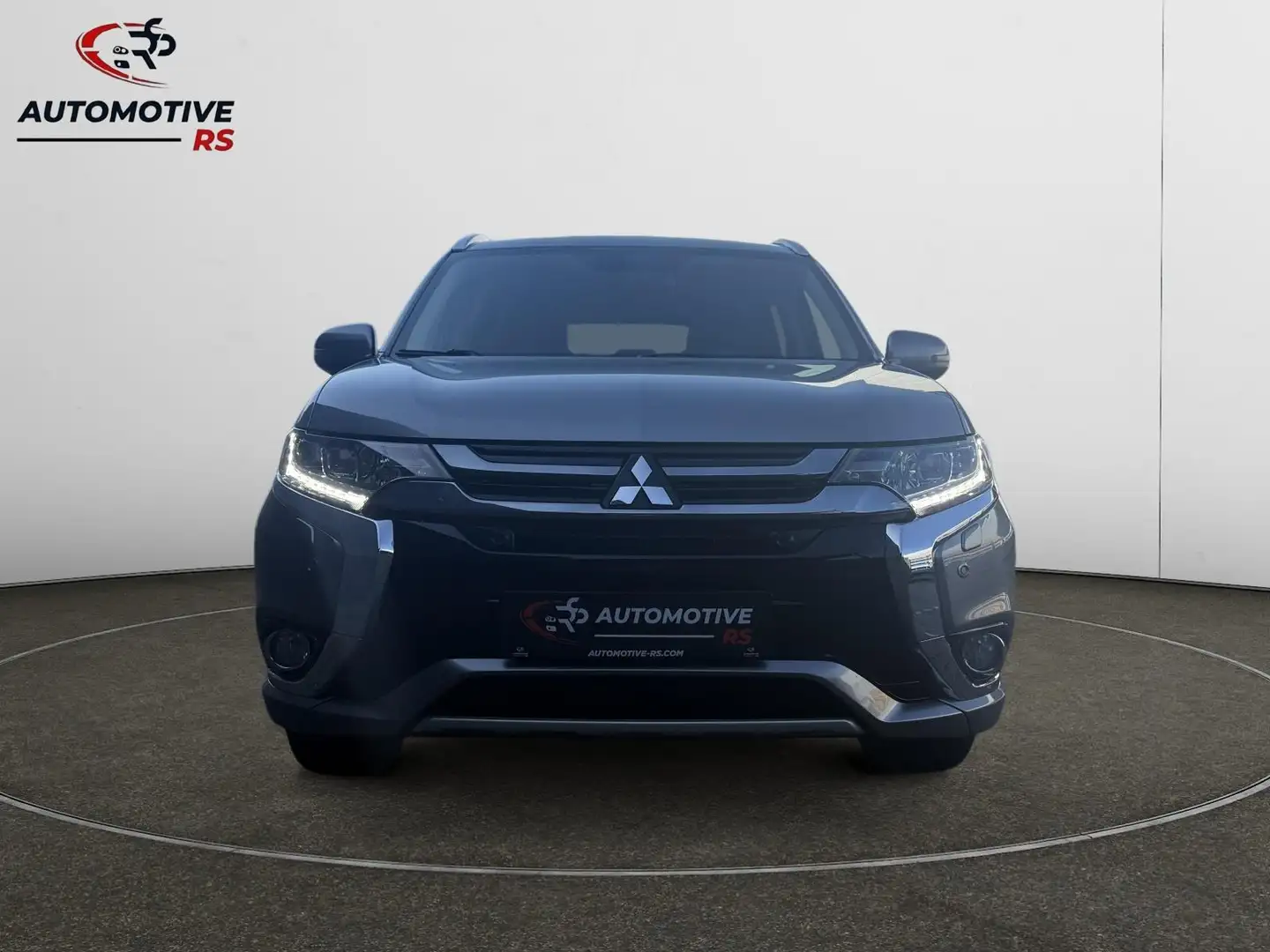 Mitsubishi Outlander 2.0 PHEV 4x4 | Luxe | Rockford Audio | 360° Camera Zwart - 2
