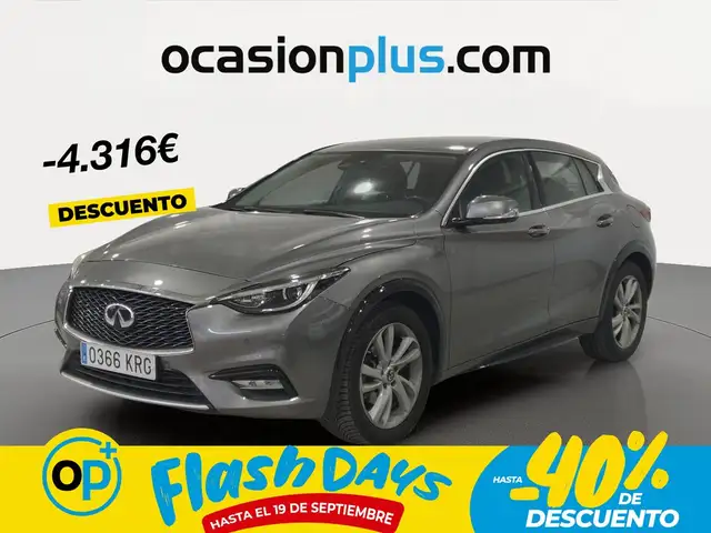 Infiniti Q30 1.6tc Premium 7DCT 156