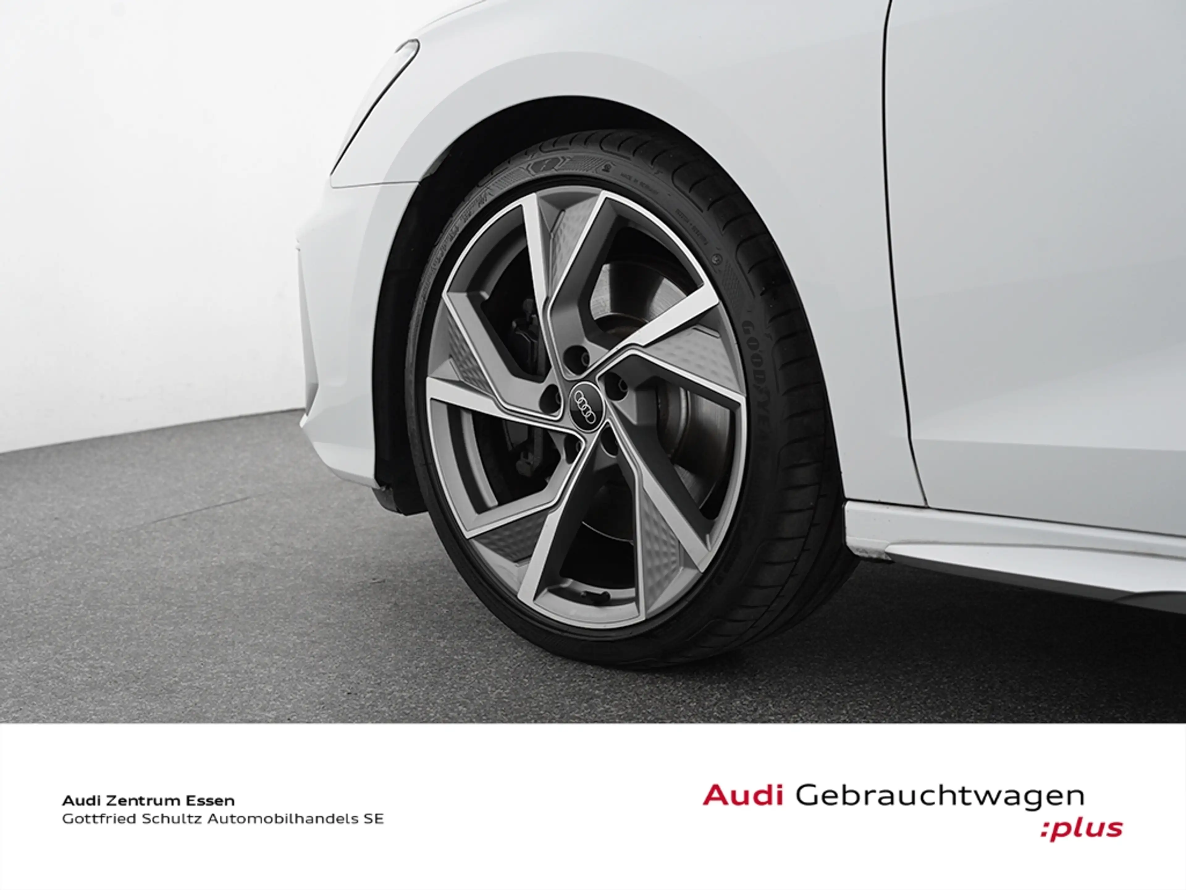 Audi S3 Sportback 2.0 TFSI quattro basis — photo 6