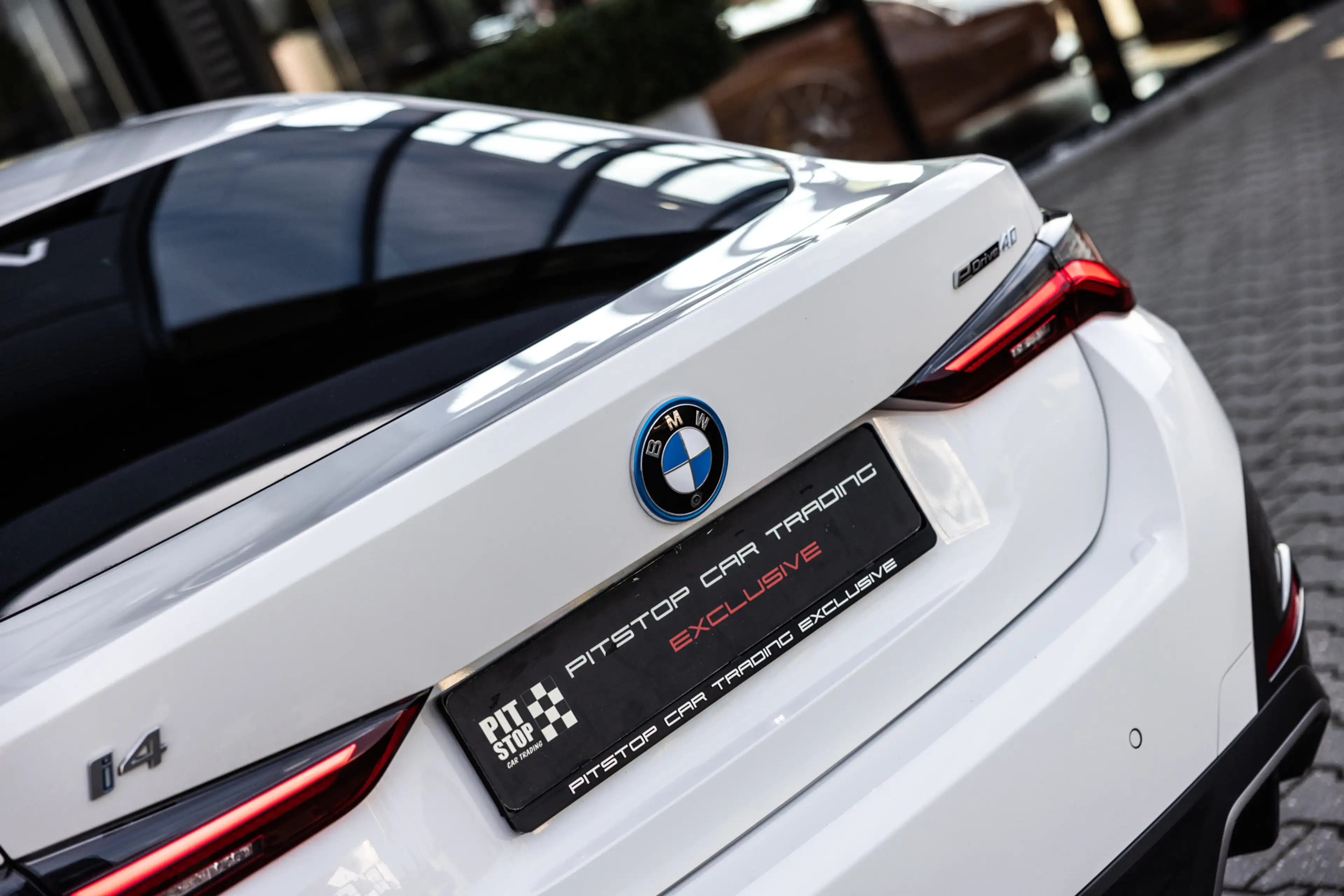 BMW i4 EDrive40 84 kWh, M-Sport, Adaptive Cruise, BTW, De — photo 10