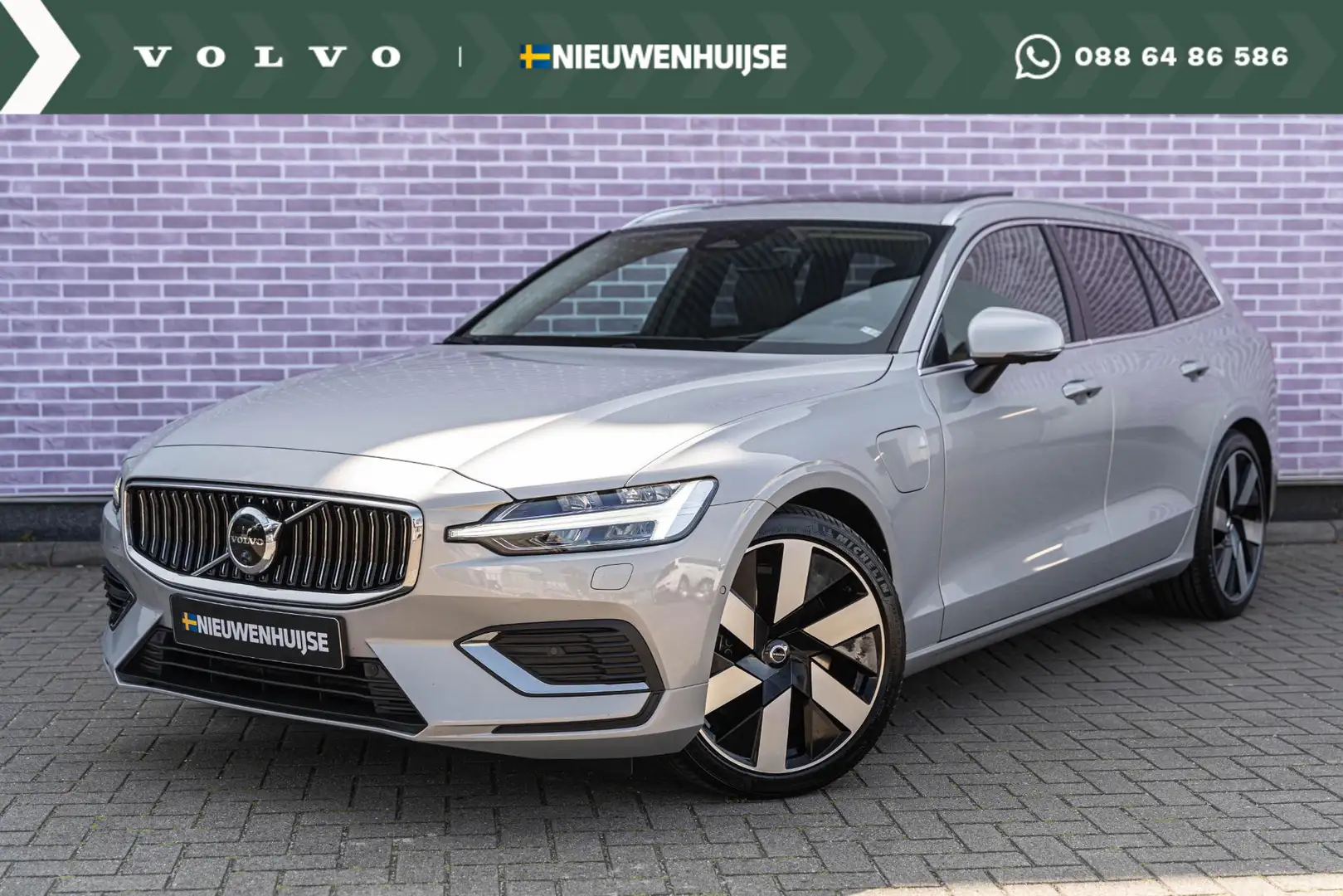 Volvo V60 T6 Plug-in hybrid AWD Ultimate Bright | Google | L Grijs - 1