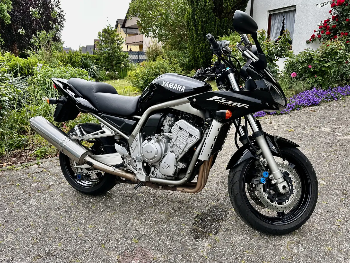 Yamaha FZS 1000 - 2