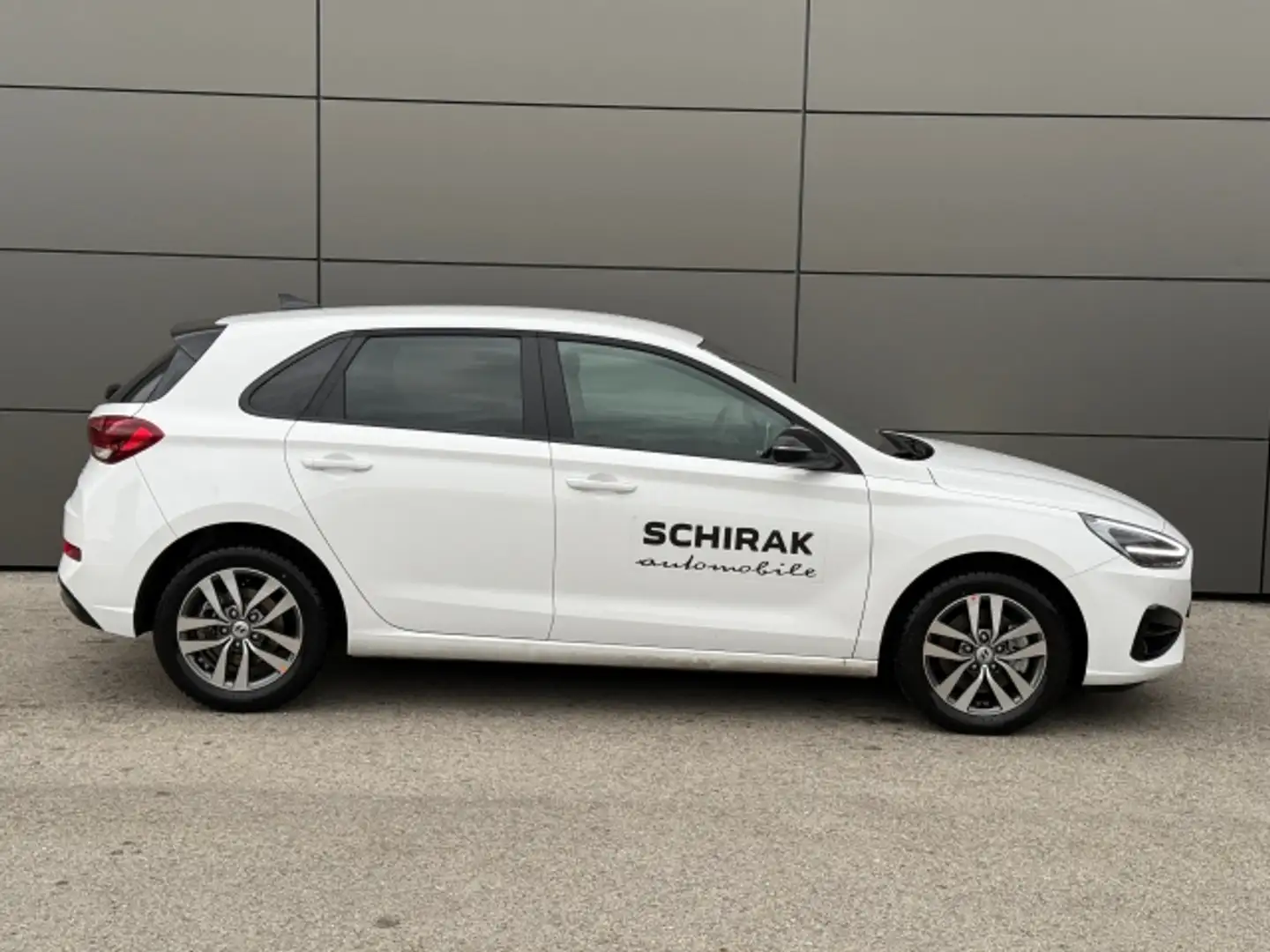 Hyundai i30 PD GO Plus 1.0 TGDI DCT Weiß - 2