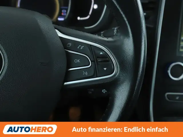 Renault Grand Scenic view 23