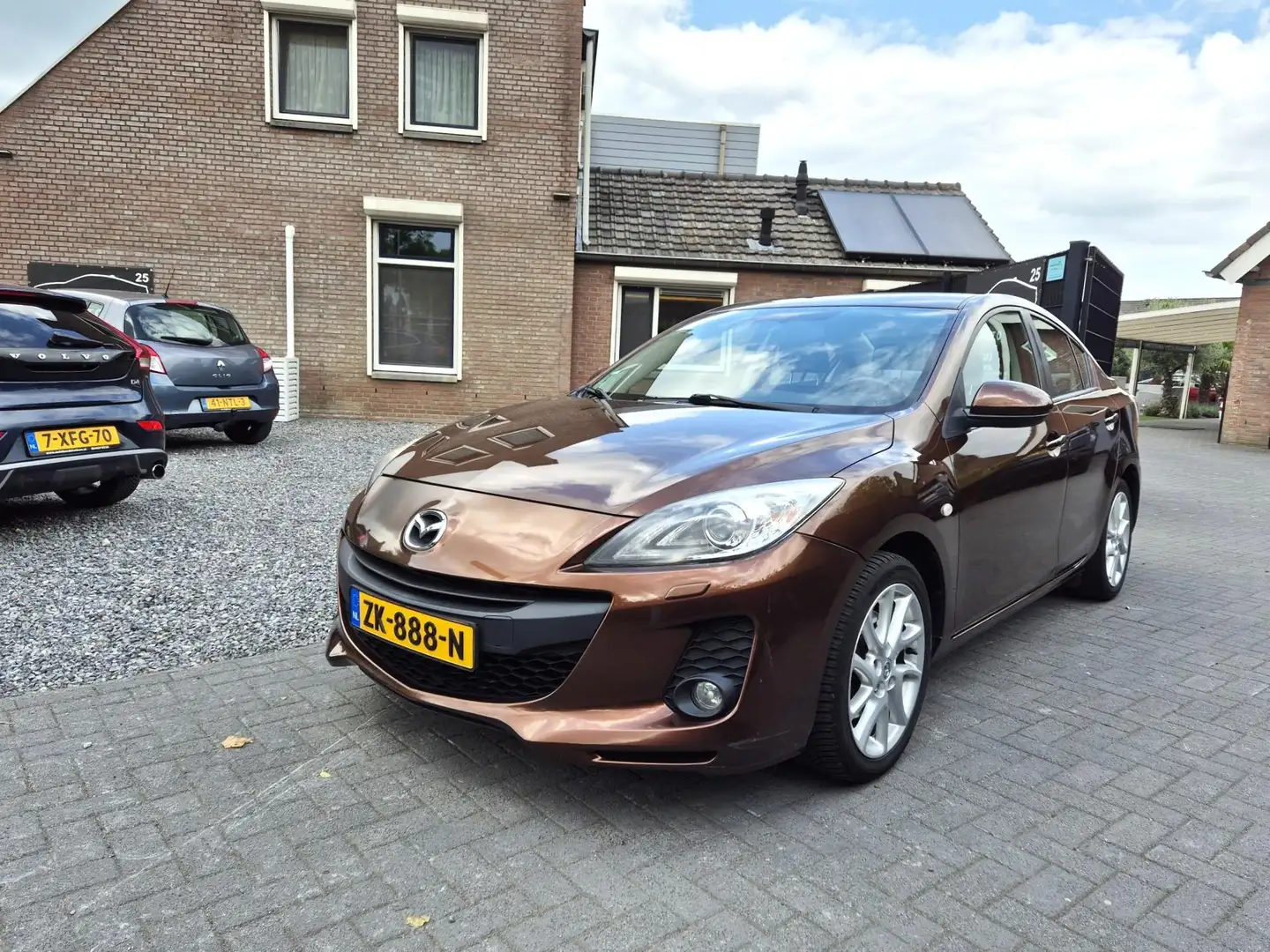 Mazda 3 2.0 DiSi GT-M 5 Deurs Navi Clima Cruise 150 PK Brun - 2
