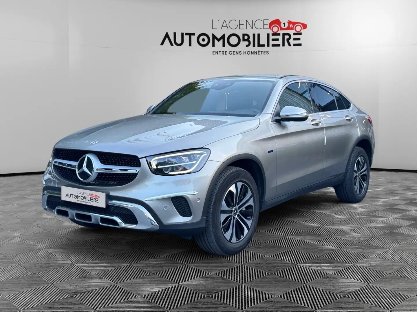 Mercedes-Benz GLC 300 Mercedes GLC Coupé 300de 4matic Exclusive Bronze - 1