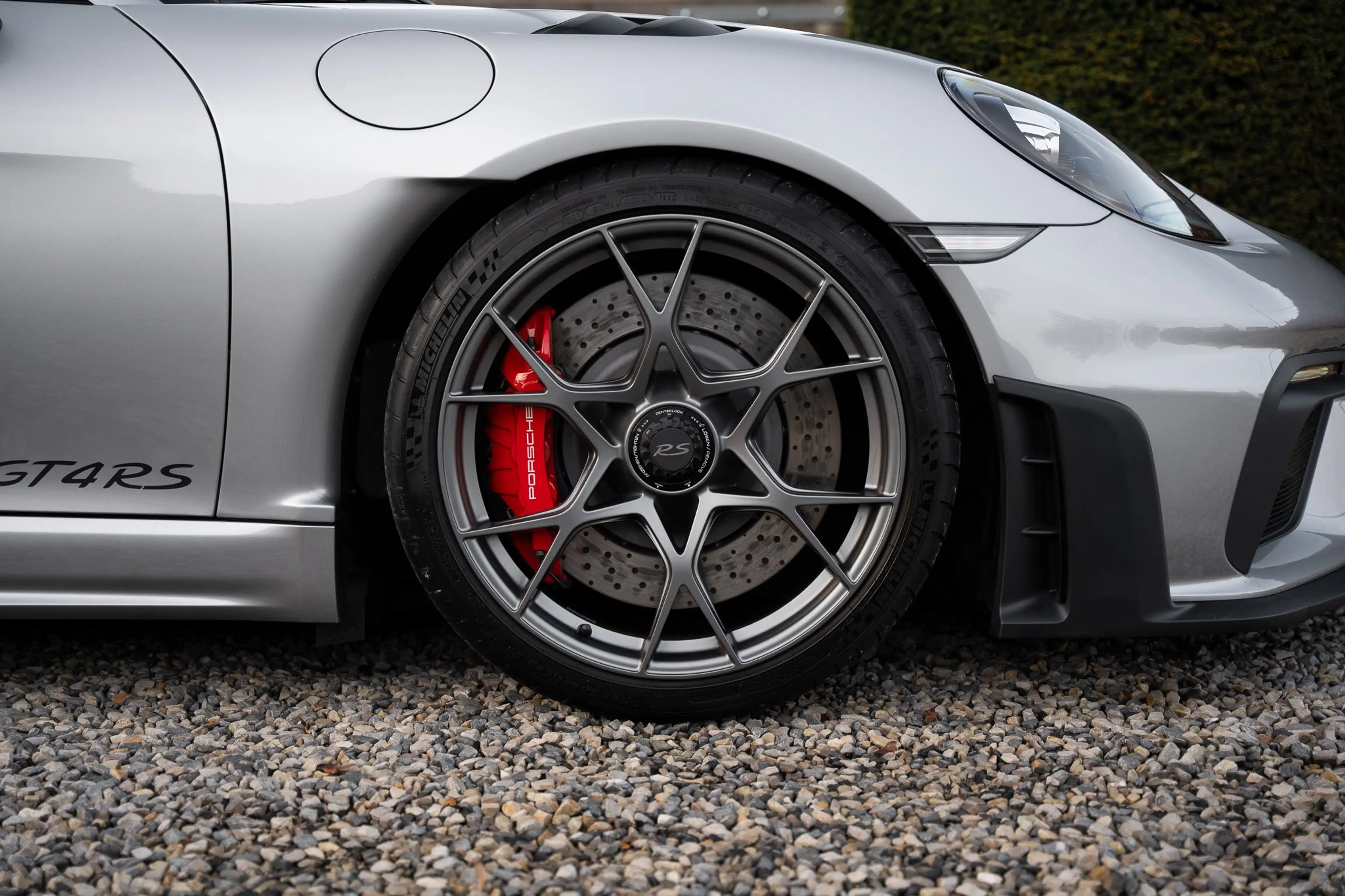 Porsche 718 718 Cayman GT4 RS Weissach — photo 10