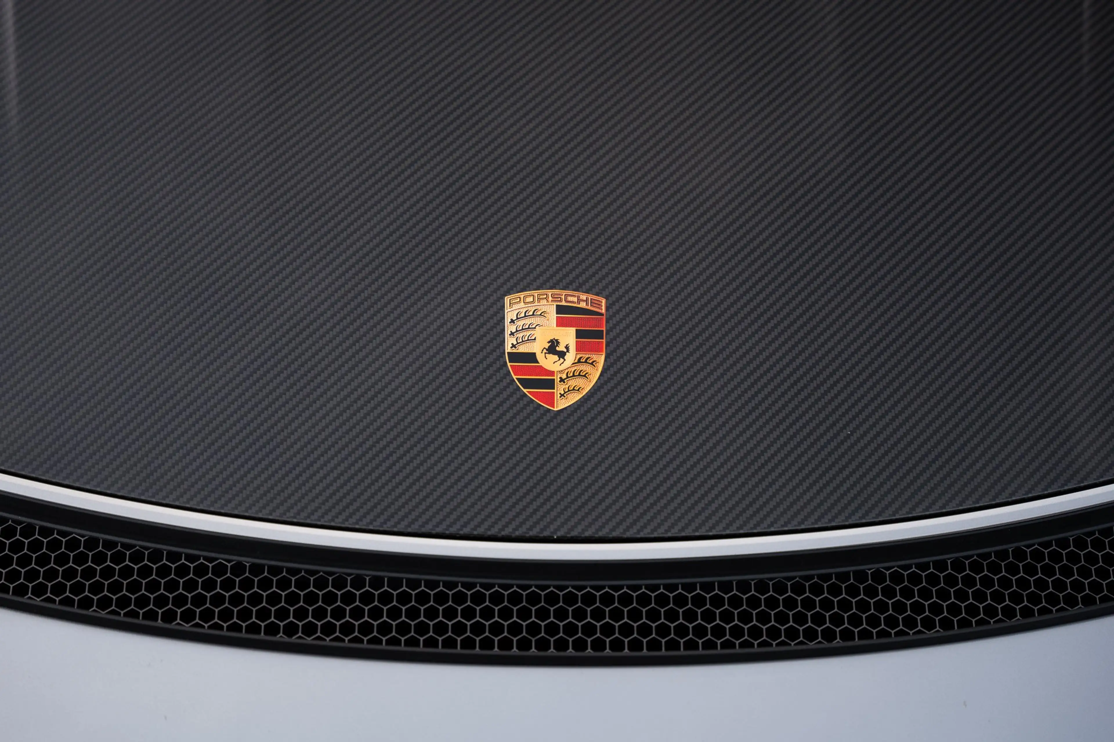 Porsche 718 718 Cayman GT4 RS Weissach — photo 5