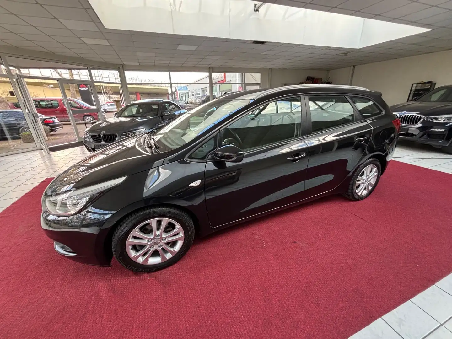 Kia Ceed / cee'd Ceed Sportswagon Edition 7 PDC+SITZHEIZUNG Zwart - 1