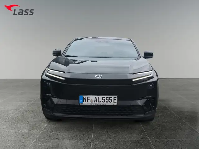 Toyota C-HR view 9