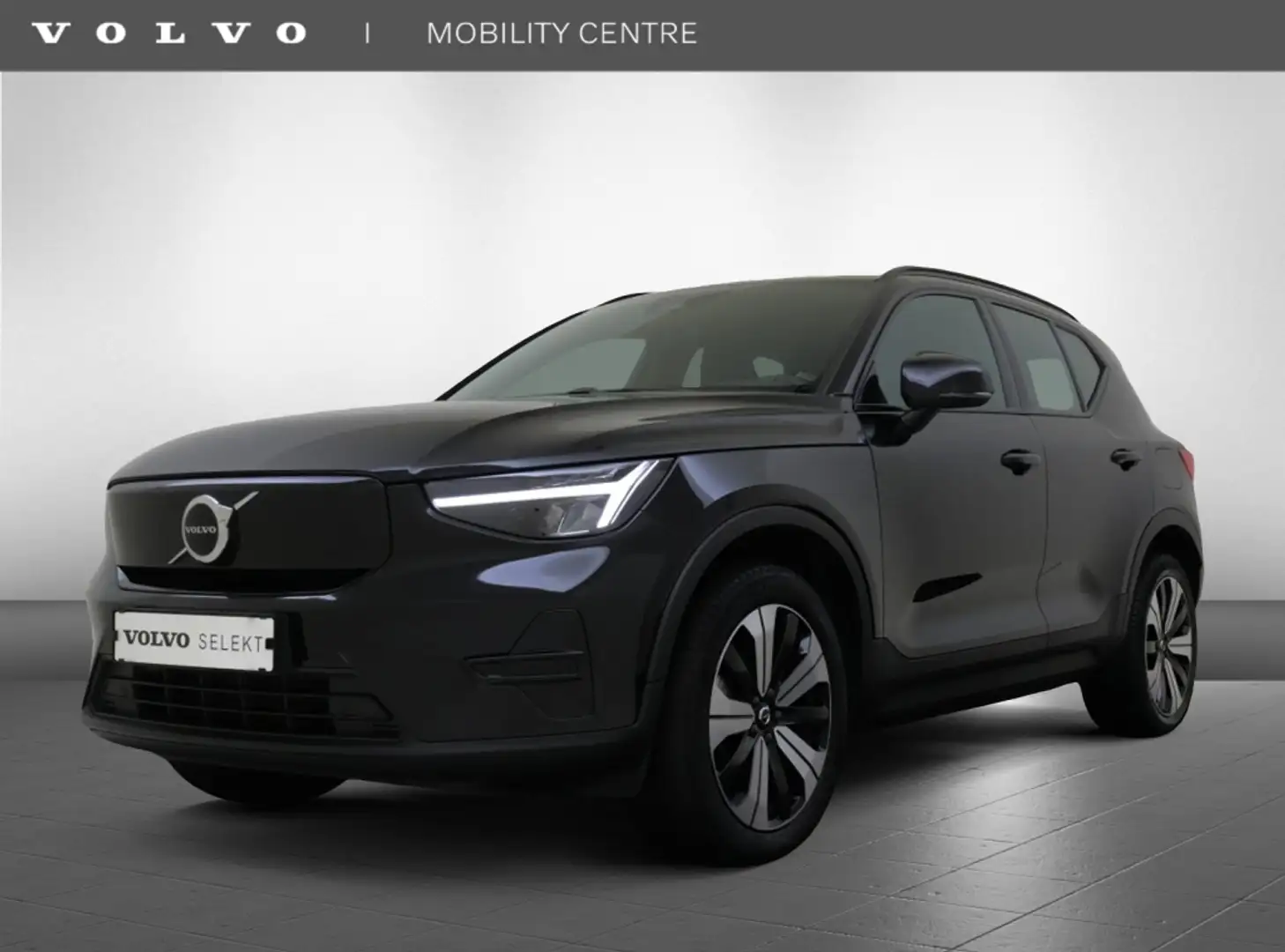 Volvo XC40 Recharge Plus 70kWh | Alcantara | All-Seasonbanden Zwart - 1