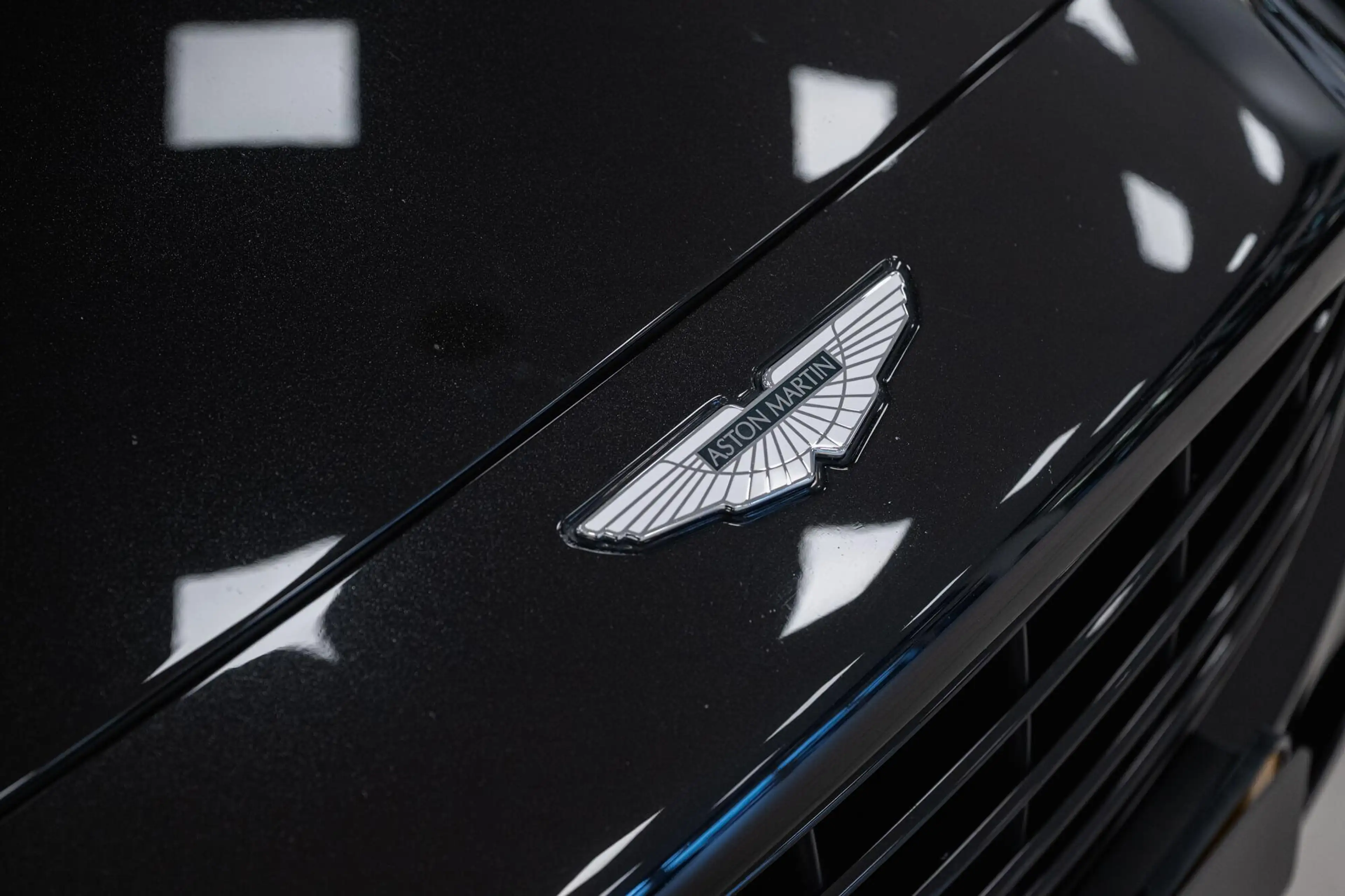 Aston Martin DBX 4.0 V8 | Onyx Black | Incl. BPM | — photo 13
