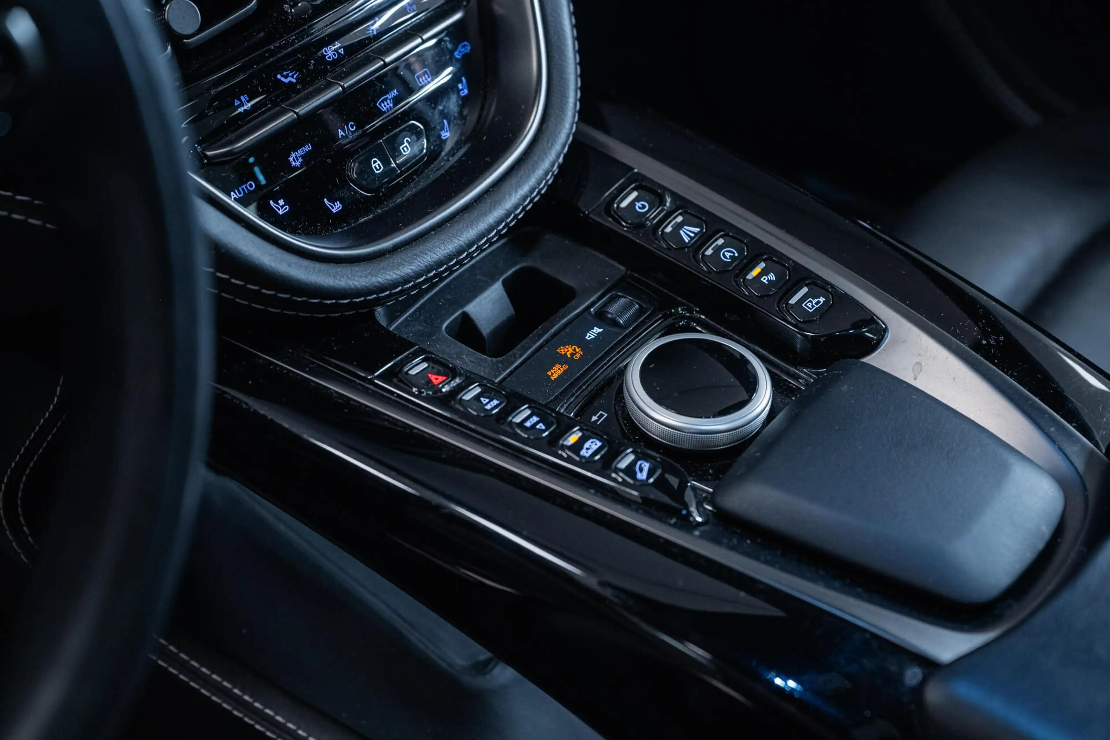 Aston Martin DBX 4.0 V8 | Onyx Black | Incl. BPM | — photo 10