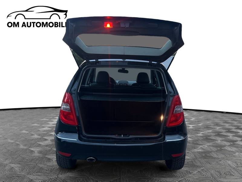 Mercedes-Benz A 180 A A 180 CDI 5-türig — photo 16