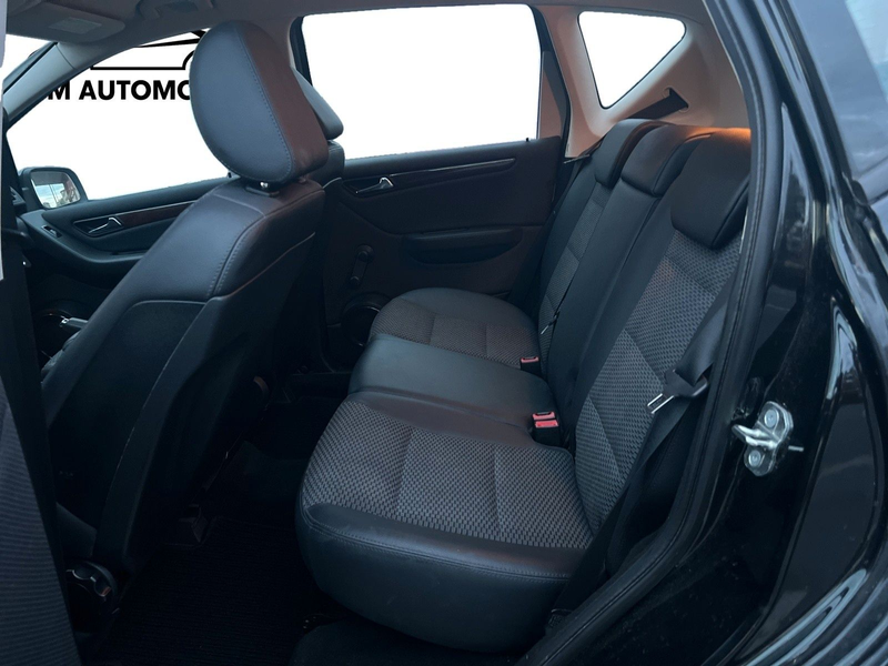 Mercedes-Benz A 180 A A 180 CDI 5-türig — photo 15