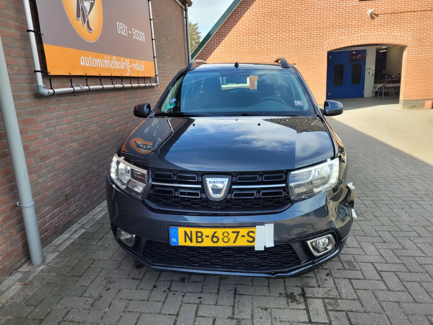 Dacia Logan MCV 0.9 TCe Easy-R Lauréate Szürke - 2