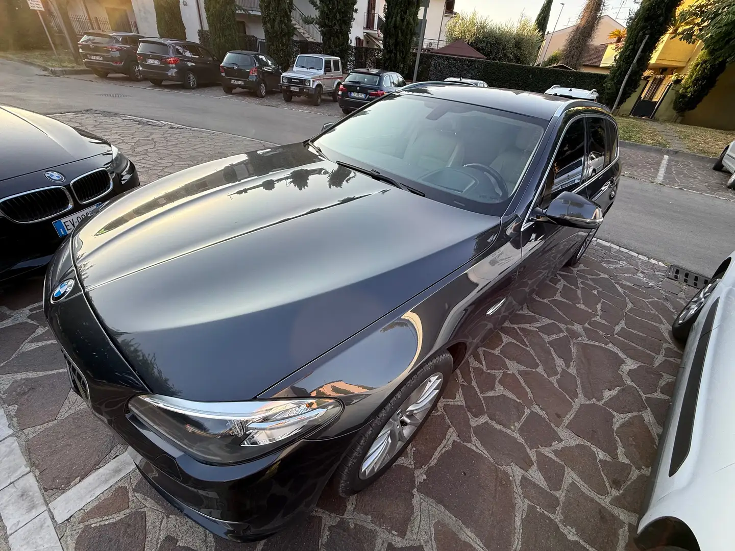 BMW 525 Serie 5 F11 525d Touring xdrive Luxury Gri - 1