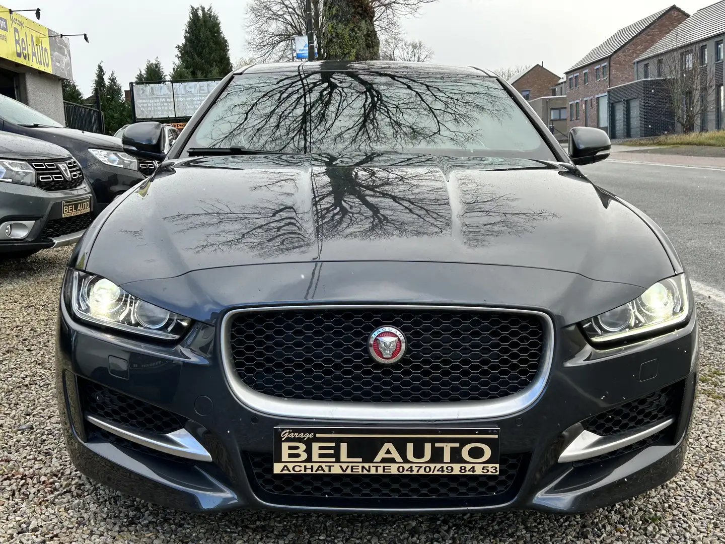 Jaguar XE E-Performance Aut. R-Sport- full options Gris - 2