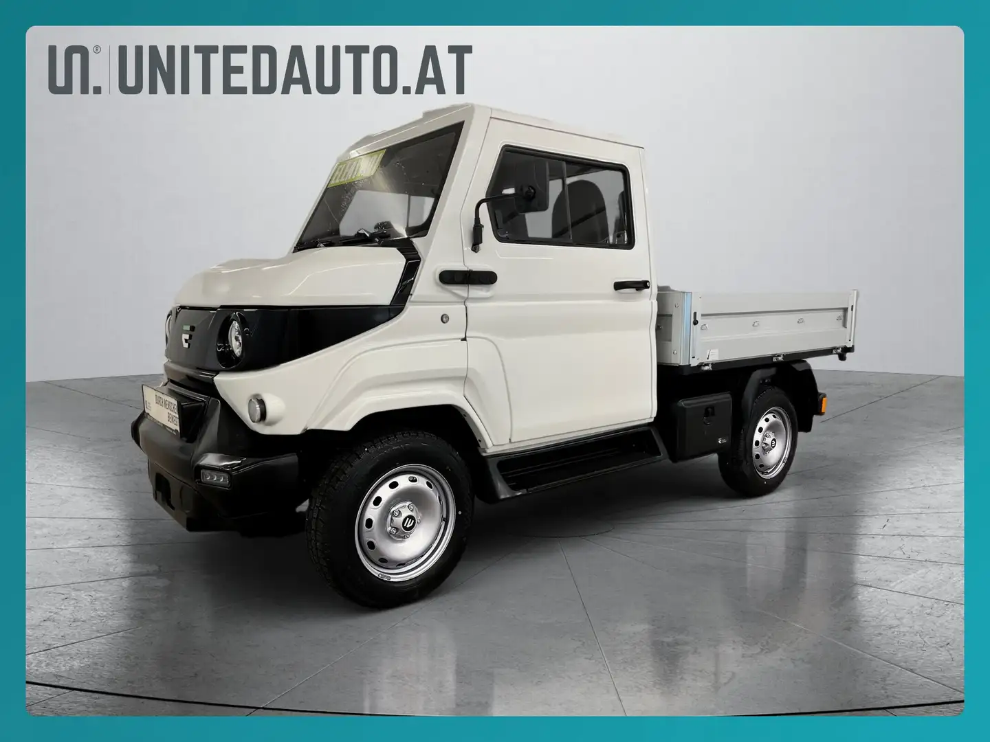 Evum aCar Pritsche Allrad mit Aufprallgitter und 6 Zurr Weiß - 1