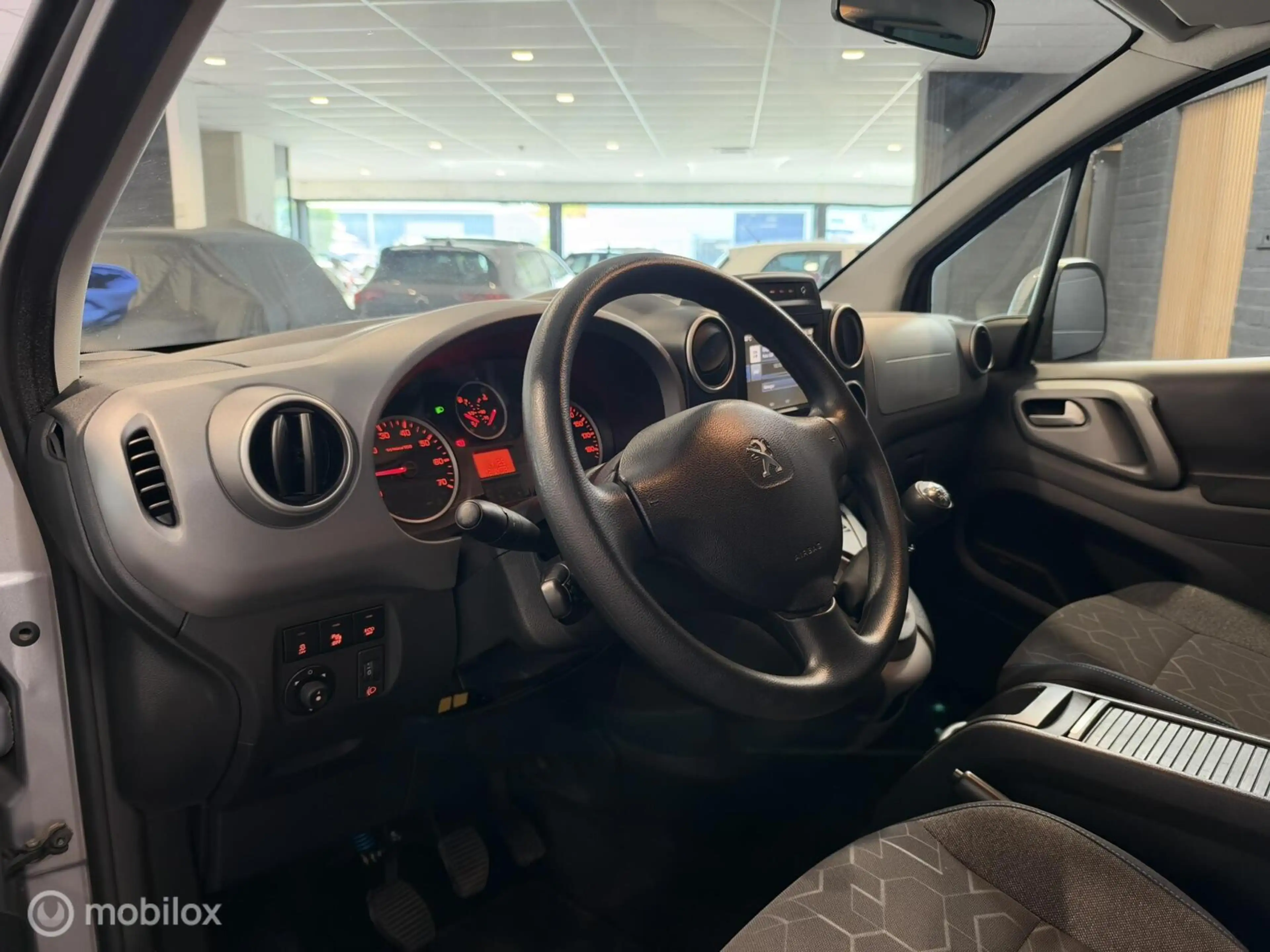 Peugeot Partner Tepee 1.2 PT Allure|RIEM VV 95DKM|RIJKLAAR — photo 11