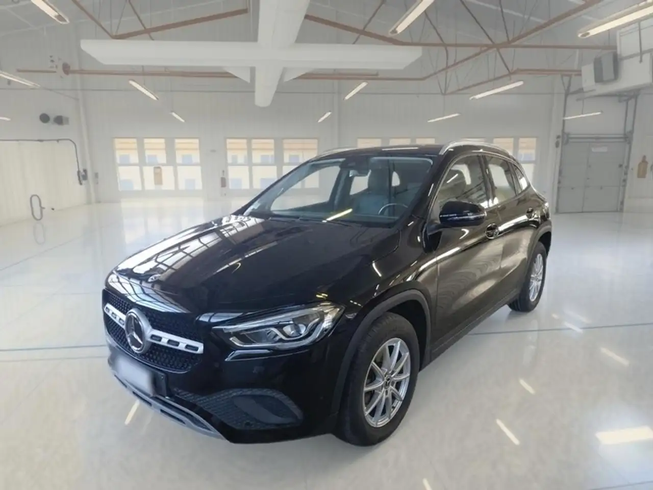 Mercedes-Benz GLA 200