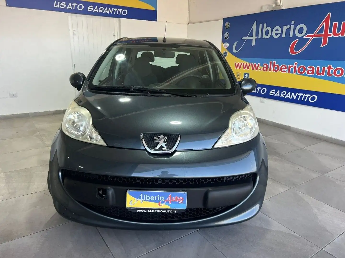 Peugeot 107 1.0 68CV 5p. Plaisir CAMBIO AUTOMATICO Nero - 2