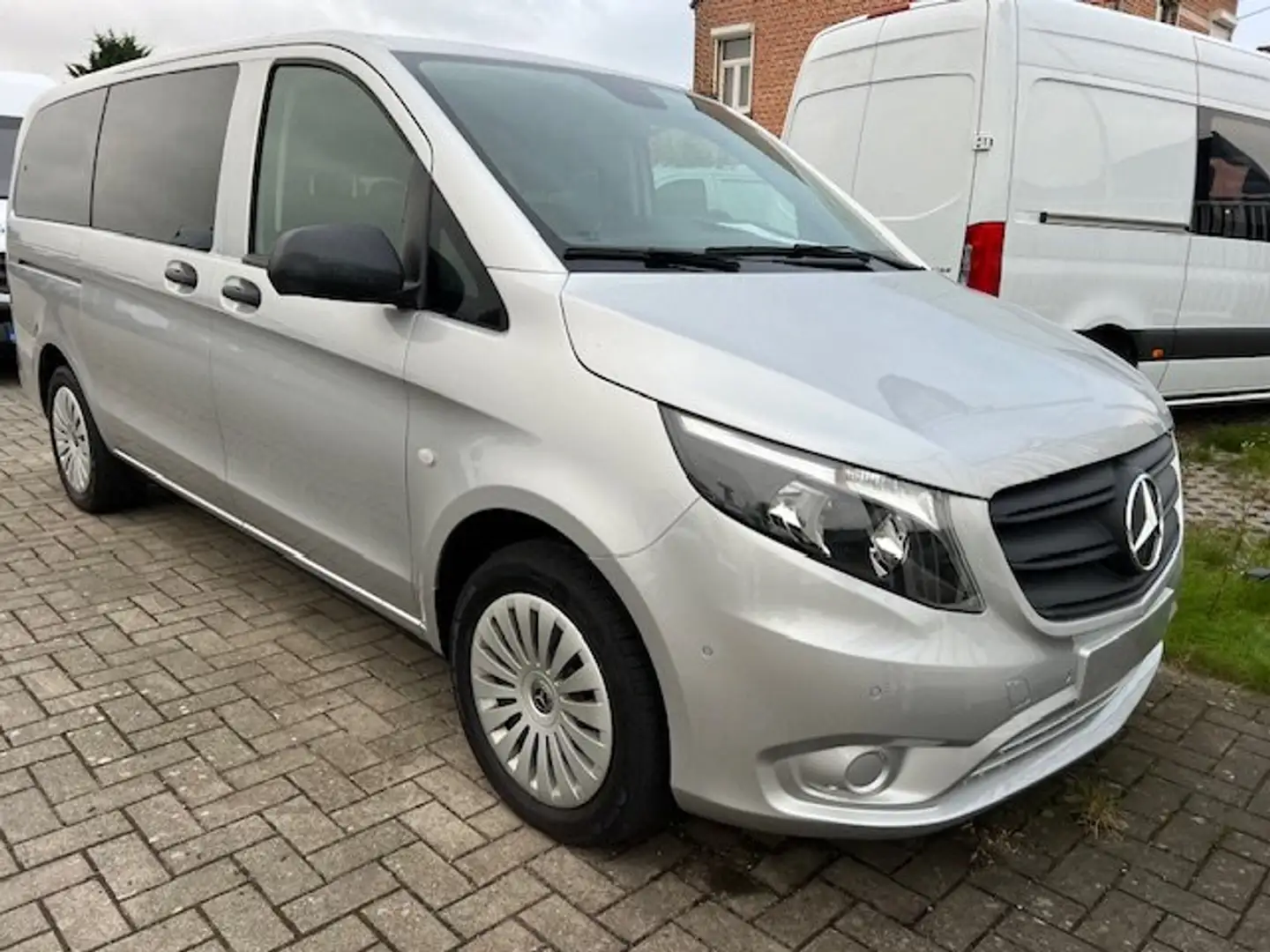 Mercedes-Benz Vito TOURER 114 8+1 - 37500 EX BTW Argento - 1