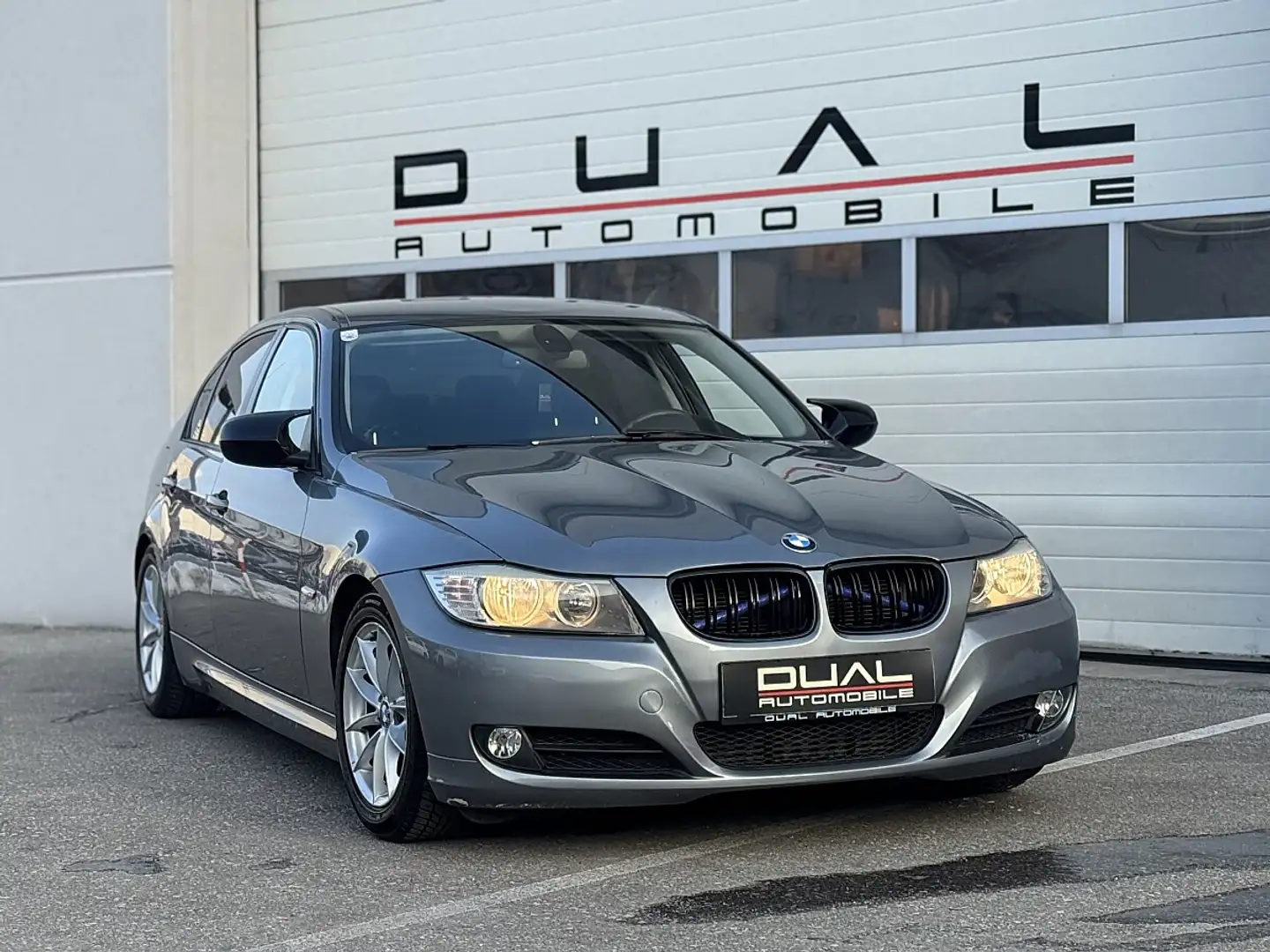 BMW 318 d Österreich-Paket Grau - 2