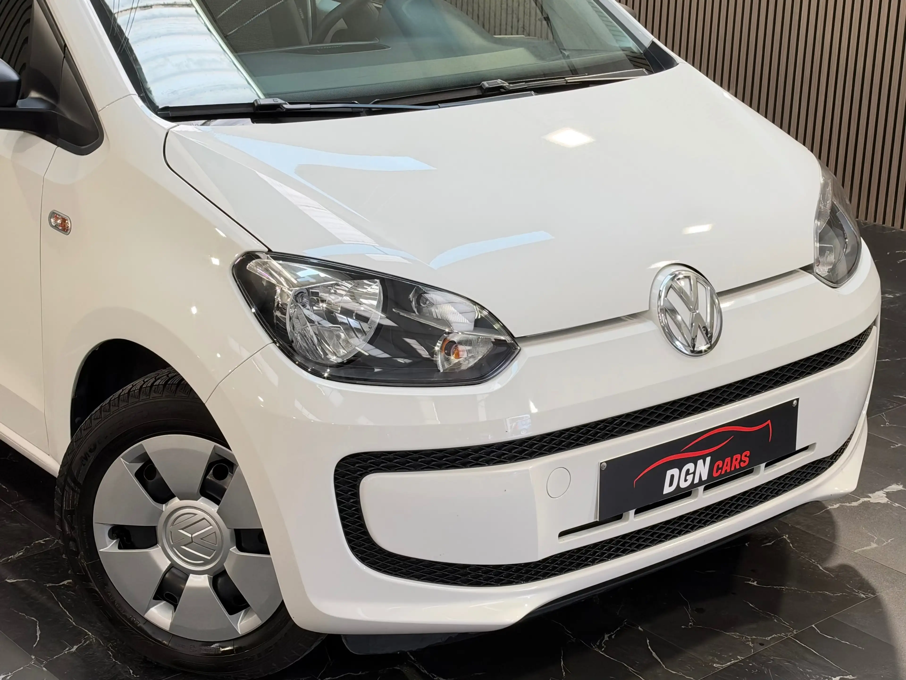 Volkswagen up! Up! 1.0i High up! — photo 3