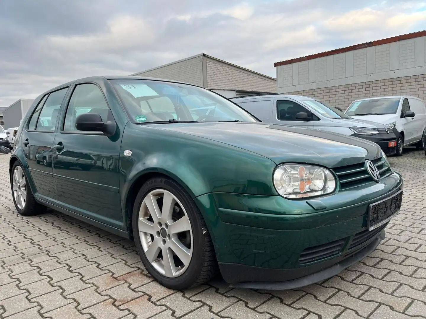 Volkswagen Golf 1.8 Triptronic Colour Concept Grün - 1