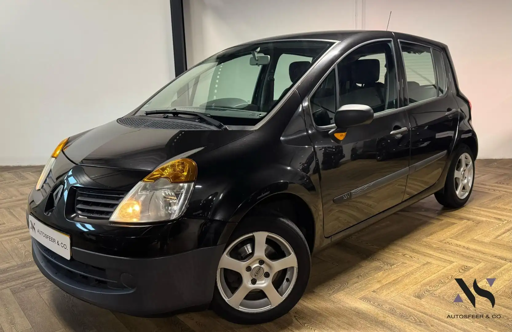 Renault Modus 1.2-16V Authentique AIRCO TREKHAAK Černá - 1
